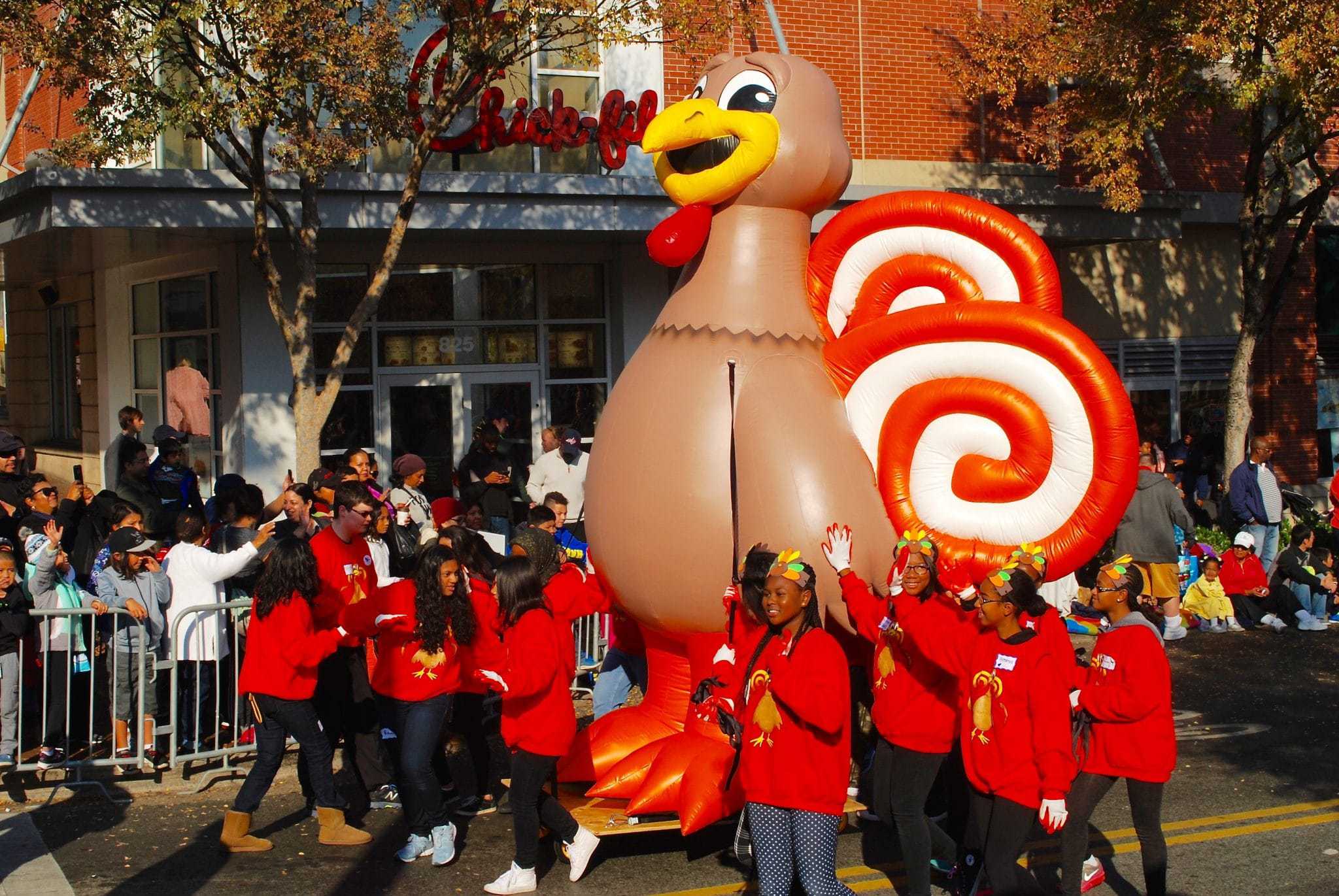 Thanksgiving Parade Steps Off Saturday; Parking, Street Closure Info Released