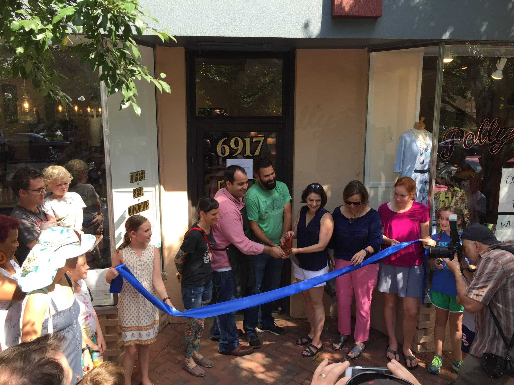 Takoma Beverage Co. Holds Grand Opening Ceremony