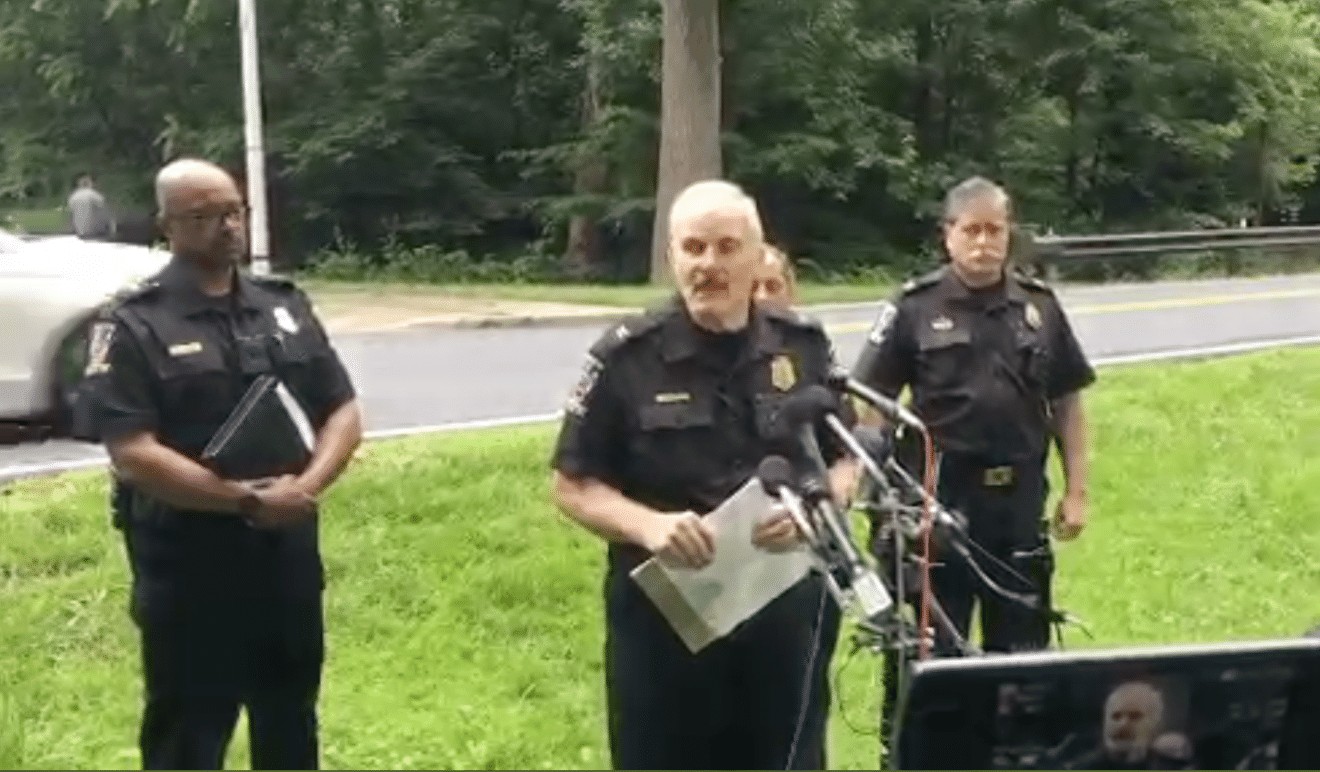Community Members Question Police About Killing of Robert White