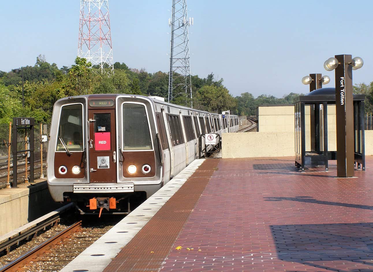 Two Red Line Metro Stations to Close for 45 Days