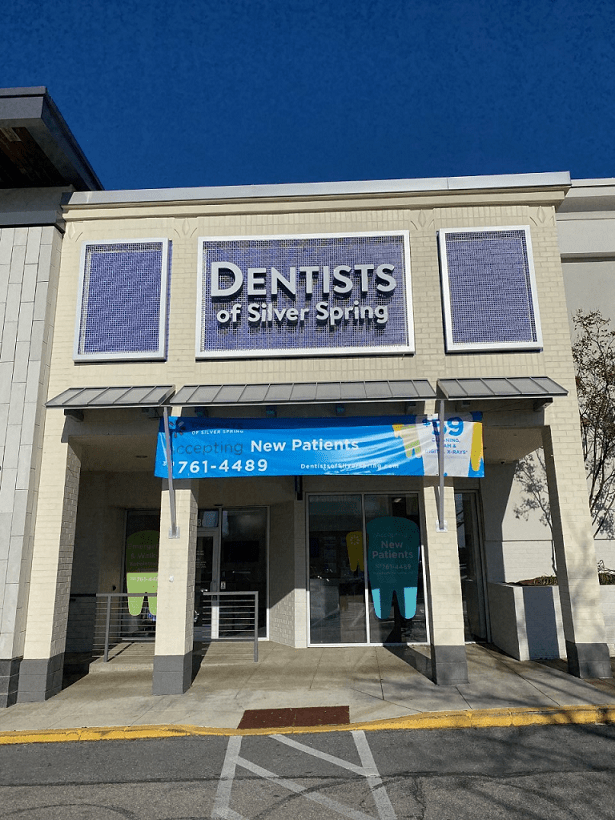 Dentists of Silver Spring Opens in Blair Park Shopping Center