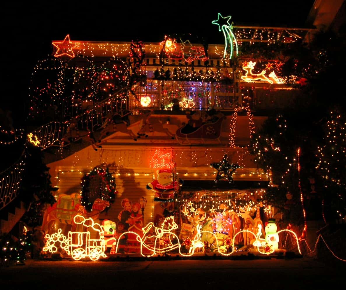 County Seeks Photos of Holiday, Winter Decorations for Online Display
