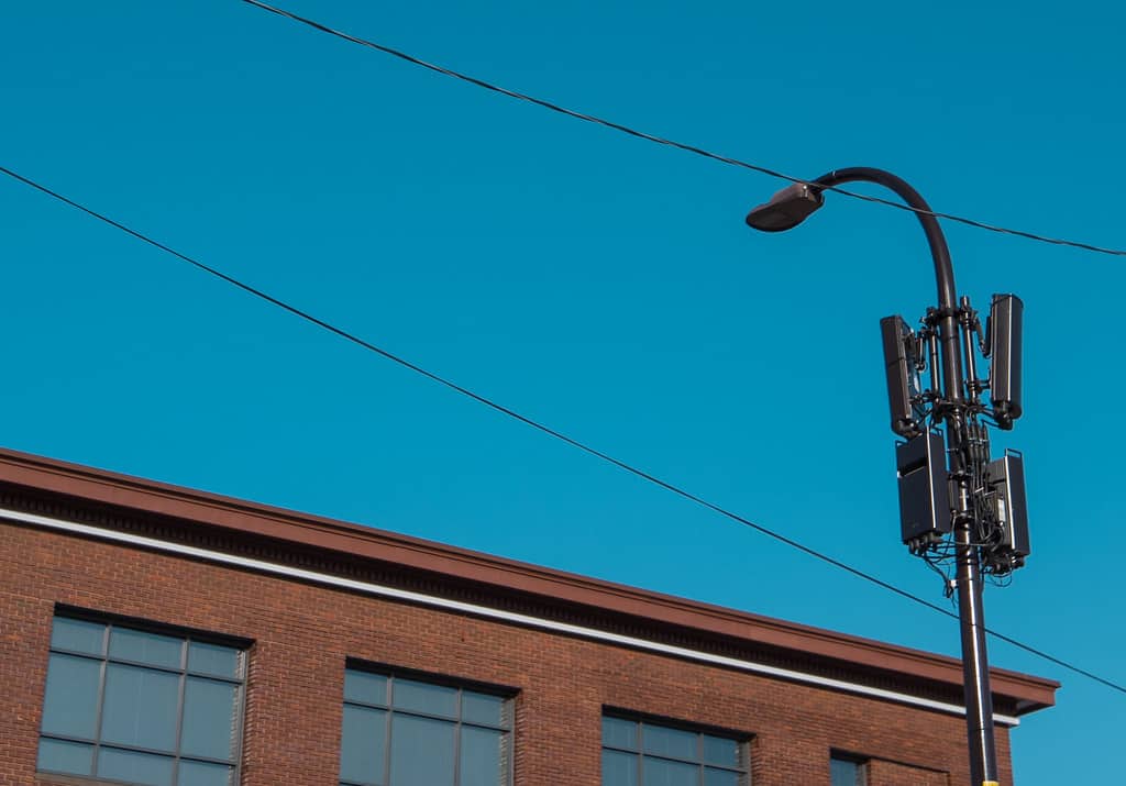 County Council Passes ZTA to Facilitate 5G Cell Antennas