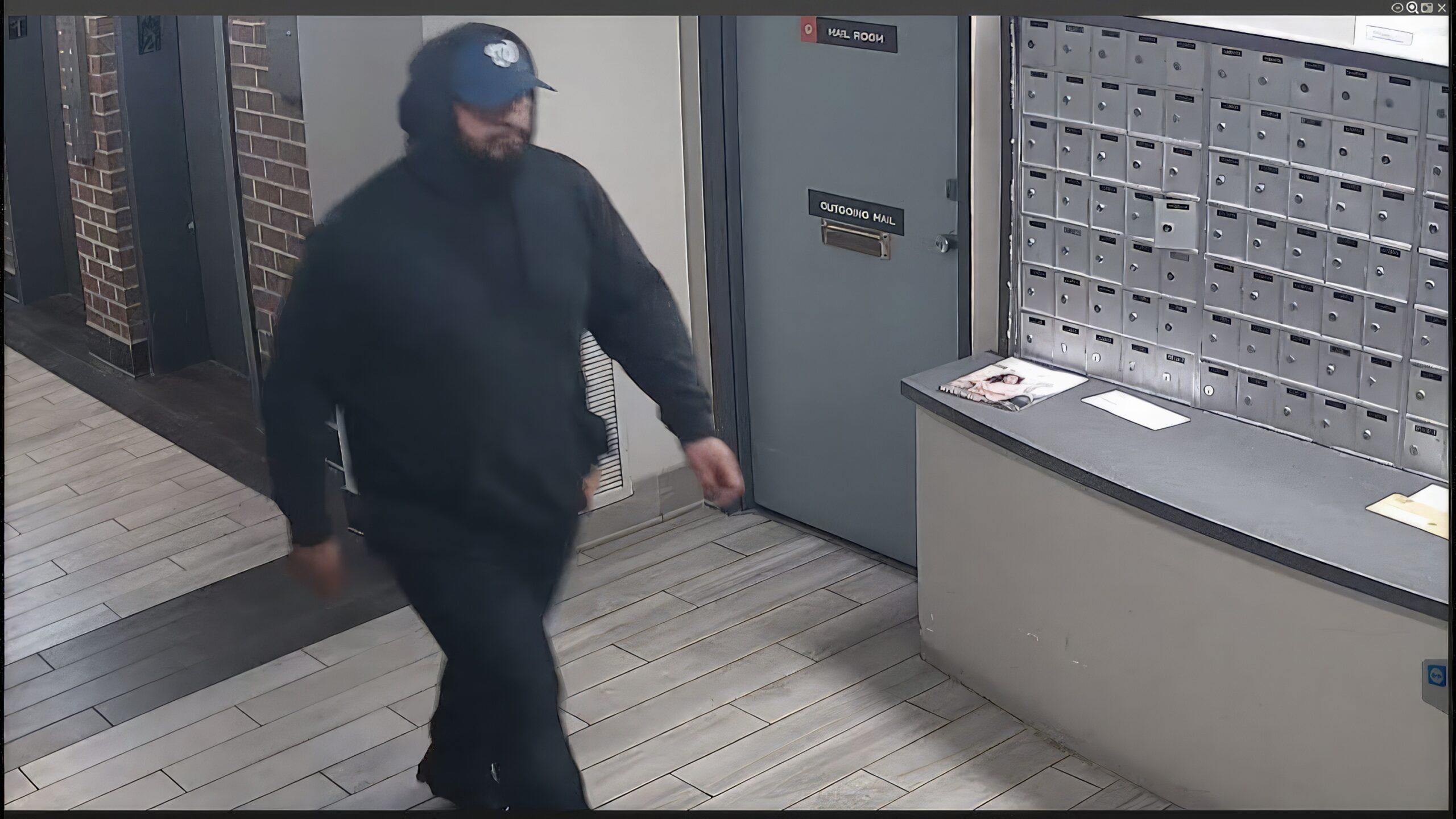 Home Invasion Robbery Suspect Sought by Police
