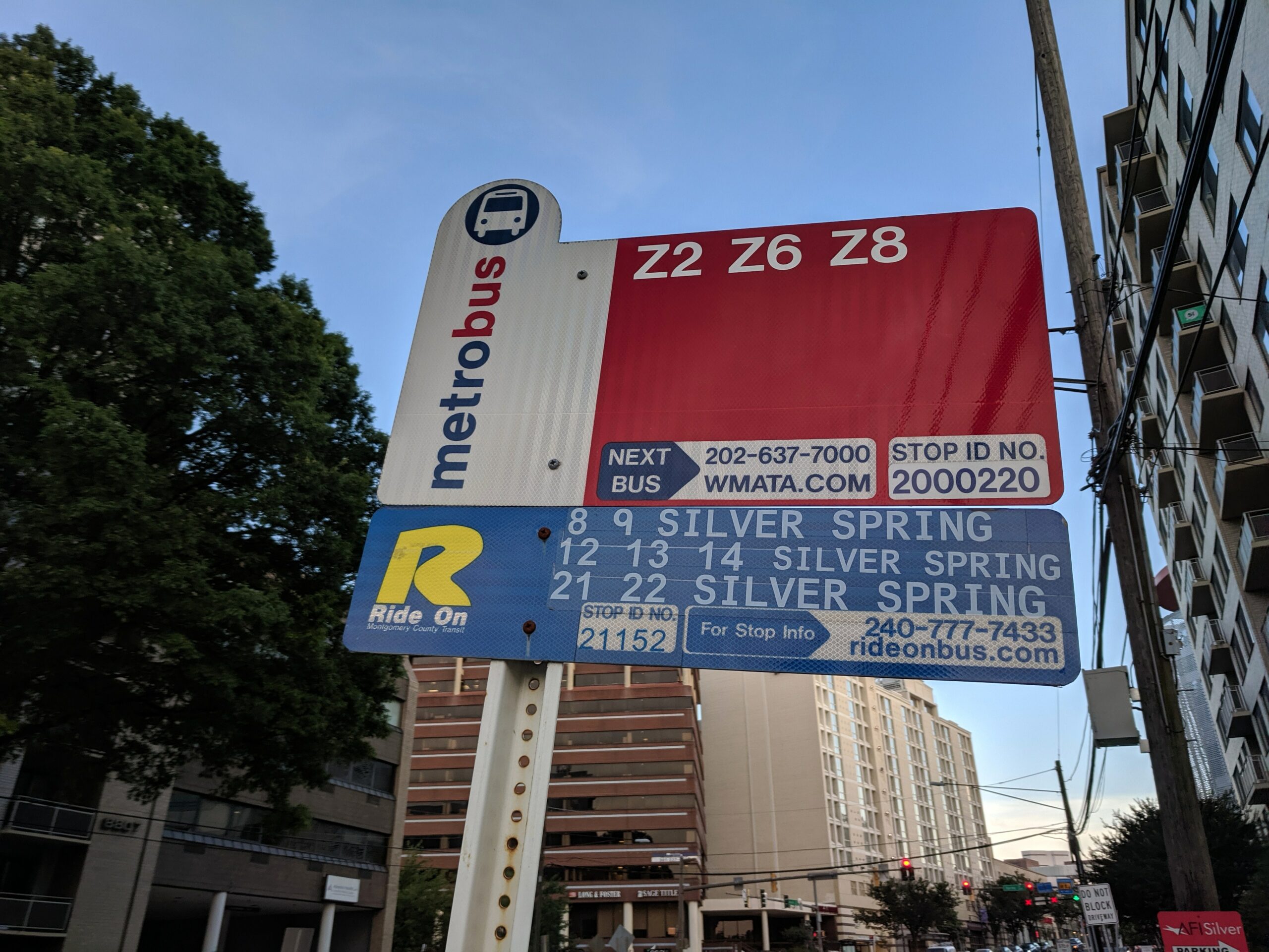 Suspect Sought in Fatal Shooting on Metrobus