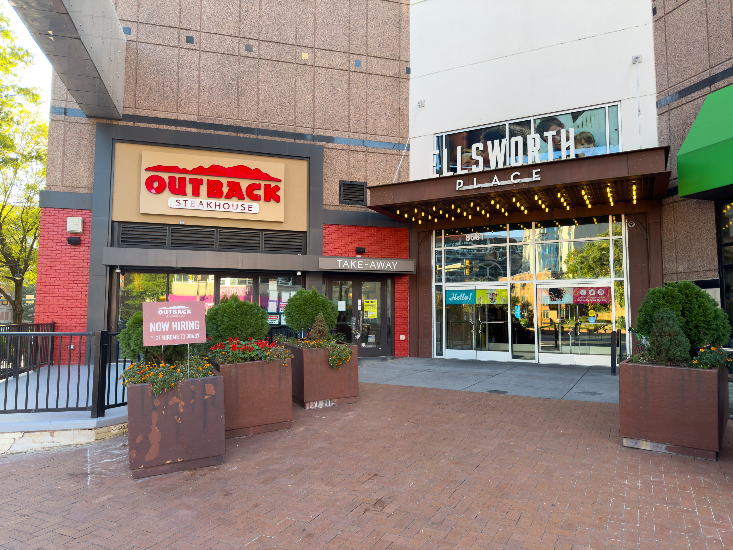 Exterior Signage Installed at Outback Steakhouse