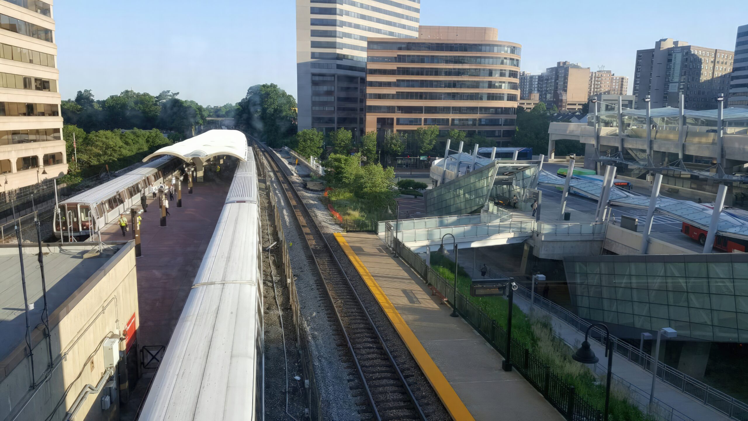 38-Year-Old Man Arrested in Metro Stabbing