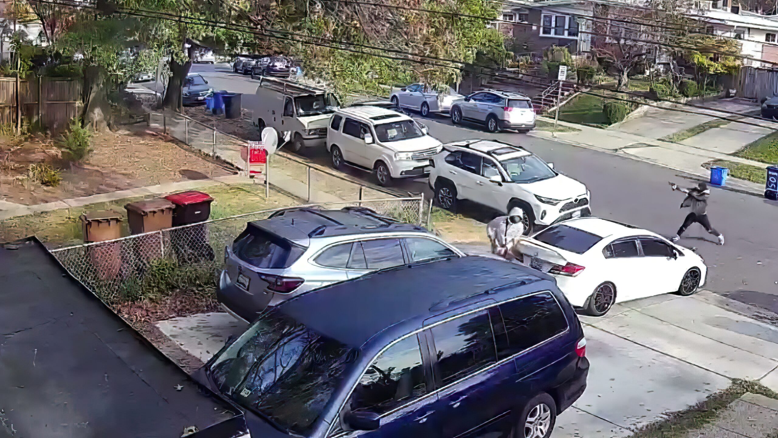 Police: Suspects Sought in Ruatan Street Shooting