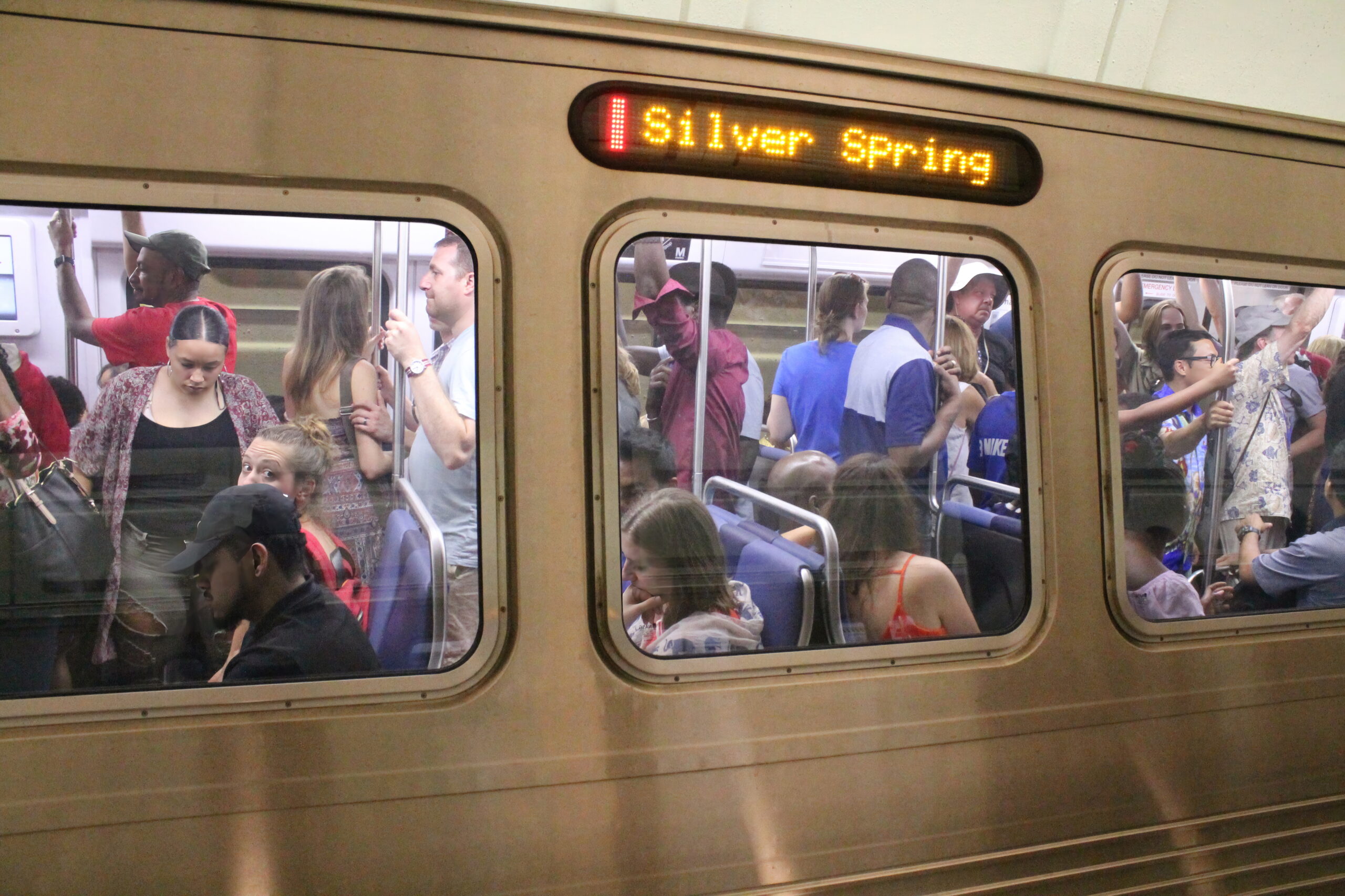 Metro: Plan Now for Red Line Construction