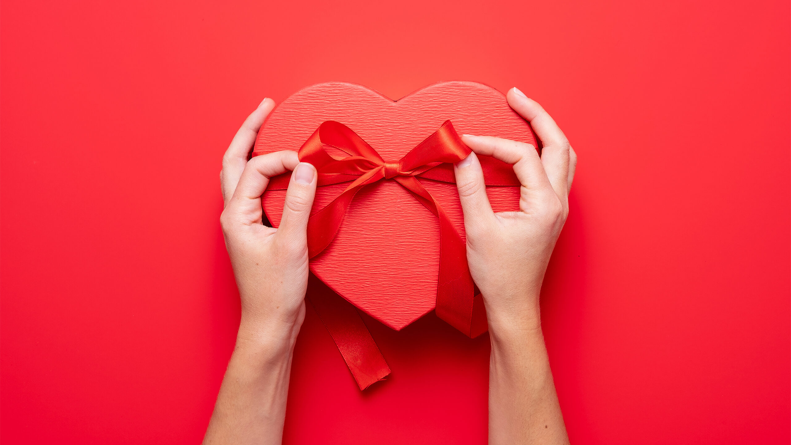 Celebrate Love: Best Valentine’s Day Specials at Local Eateries