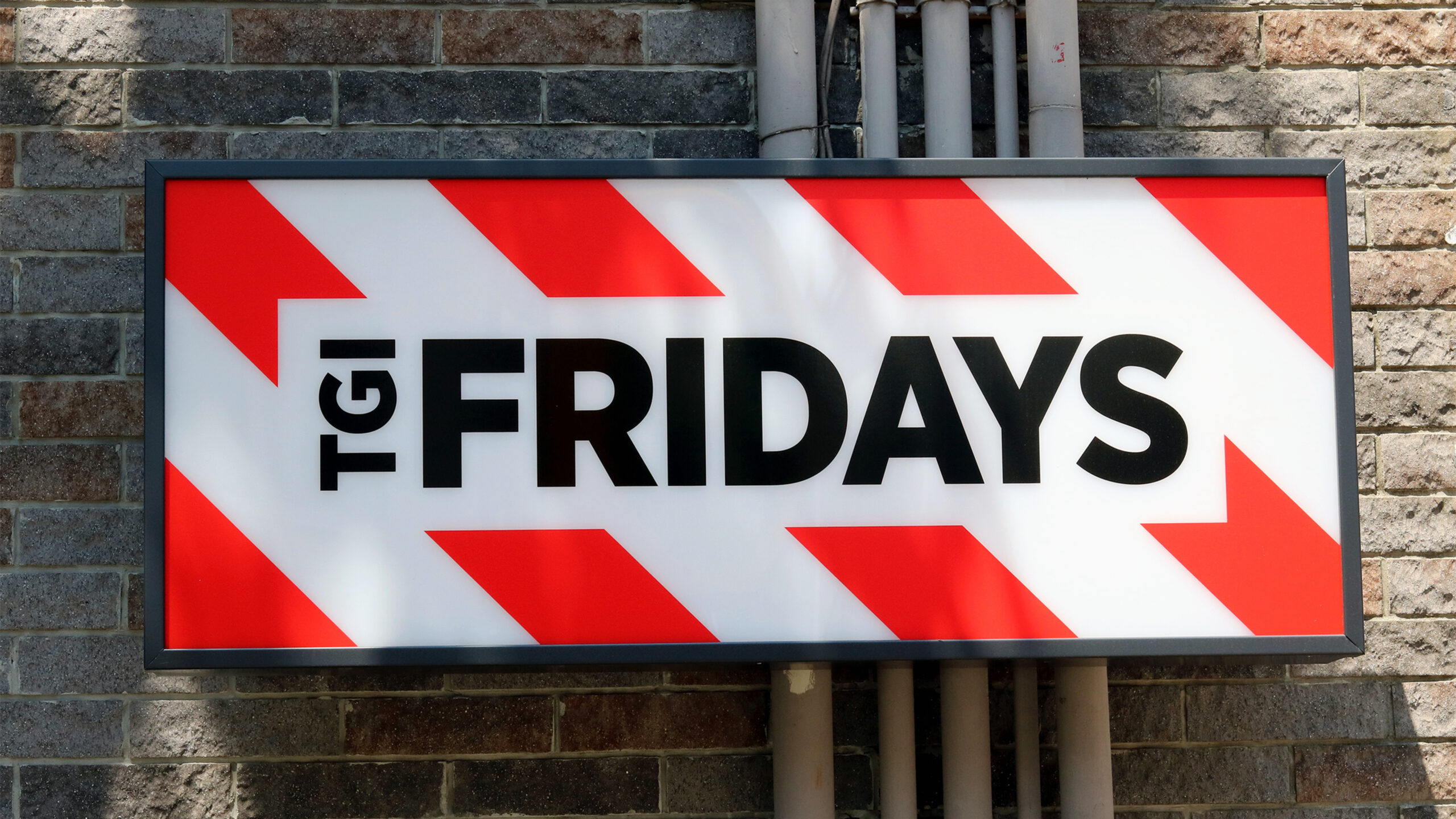 Educators Can Enjoy Complimentary Entrees at TGI Fridays on Teacher Appreciation Day