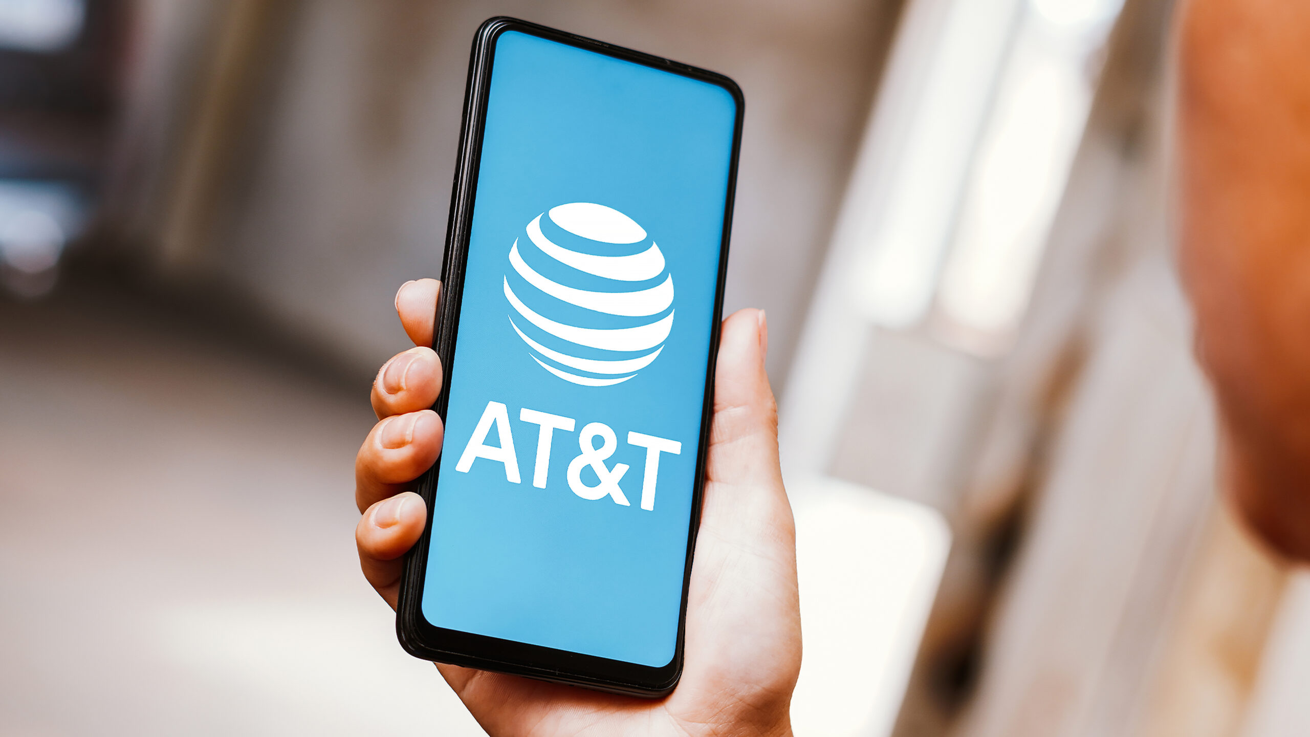 Suspect Wanted in Downtown Silver Spring AT&T Store Burglary